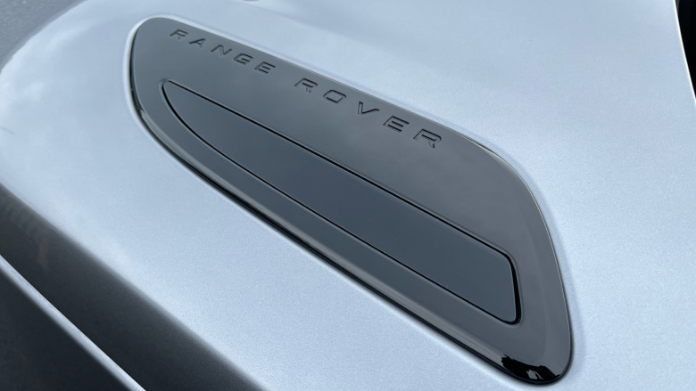 Land Rover Range Rover Velar 2.0 D200 MHEV Dynamic SE 5dr Auto Diesel Estate